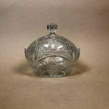 Load image into Gallery viewer, vintage princess house grape container with lid
